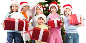 Group of small kids holding Christmas presents. Christmas tree is in the background. They are isolated on white background. 

[url=http://www.istockphoto.com/search/lightbox/9786682][img]http://img638.imageshack.us/img638/2697/children5.jpg[/img][/url]


[url=http://www.istockphoto.com/search/lightbox/9786738][img]http://img830.imageshack.us/img830/1561/groupsk.jpg[/img][/url]