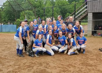 The Lady Patriots pose with the sectional championship plaque after beating 
Greenbrier West on Wednesday in 
Hico. 
(Photo: Rusty 
Udy)