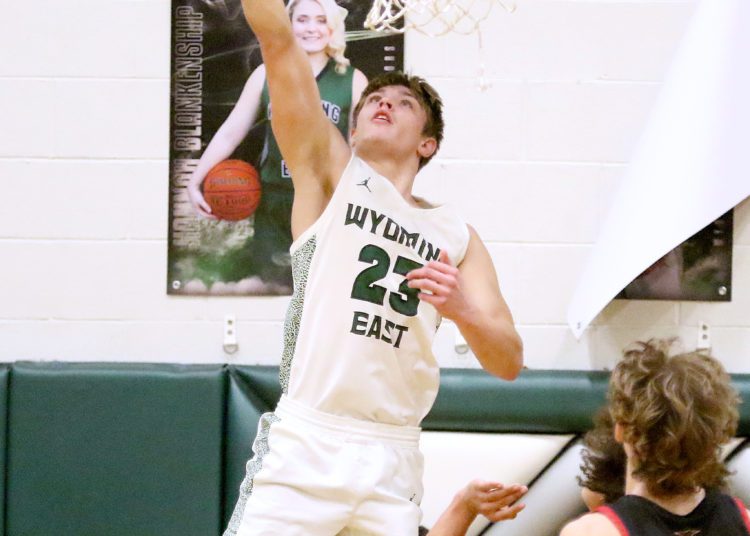 (Brad Davis/For LootPress) Liberty at Wyoming East, Regional Championship, March 10, 2022 in New Richmond.