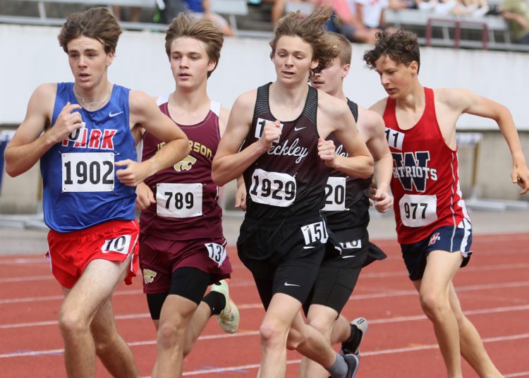 (Brad Davis/For LootPress) Class AAA State Track Meet, May 20, 2022 in Charleston.