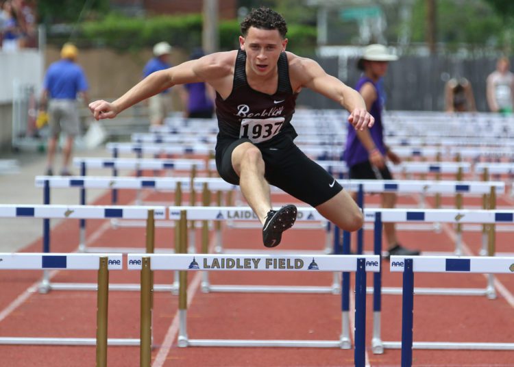 (Brad Davis/For LootPress) Class AAA State Track Meet, May 20, 2022 in Charleston.