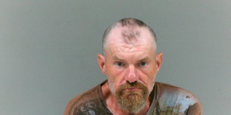 Argument leads to man setting a fire, destroying home