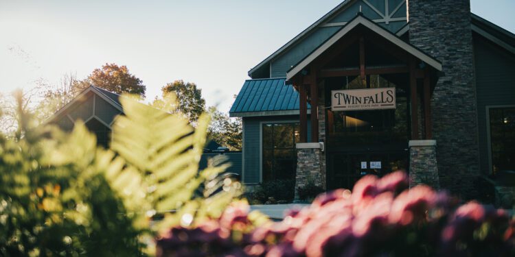 Twin Falls Resort State Park Unveils Revitalized Nature Center at Park Lodge