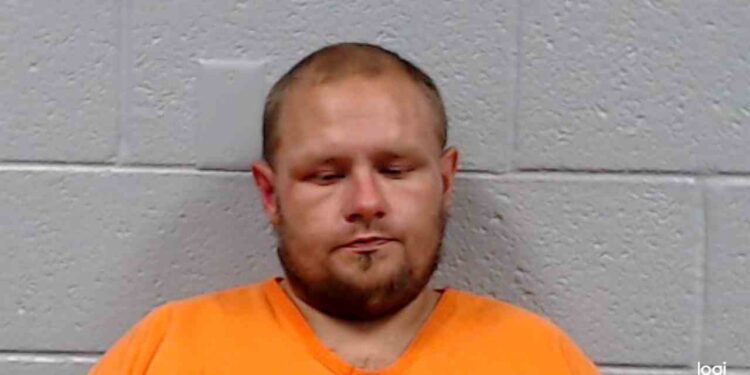 A Fayette County man flees from deputies after he was placed in handcuffs.