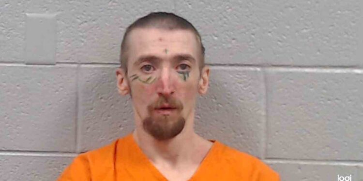Man high on meth threatens to kill everyone if law was called