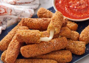 Mozzarella Mayhem: Chili’s and TGI Fridays Throw Shade, Cheese, and Questionable Business Statuses