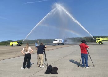 Greenbrier Valley Airport Celebrates New Direct Flight to Chicago