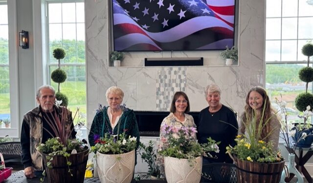 Beacon Wealth Management Welcomes Spring with Wisdom 2 Wealth: Gardening Event