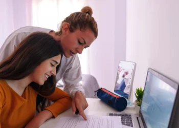 How to Help Your Kids Stay Motivated This School Year